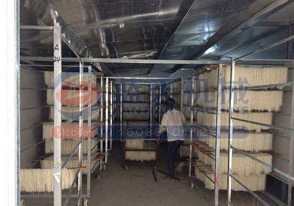 廣西熱泵烘干機(jī)用戶現(xiàn)場(chǎng)