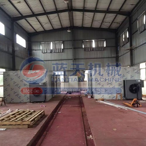 湖北水果烘干機(jī)安裝現(xiàn)場